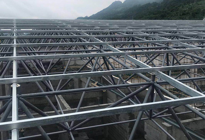 铜川贵州仁怀冠英学校艺体楼网架